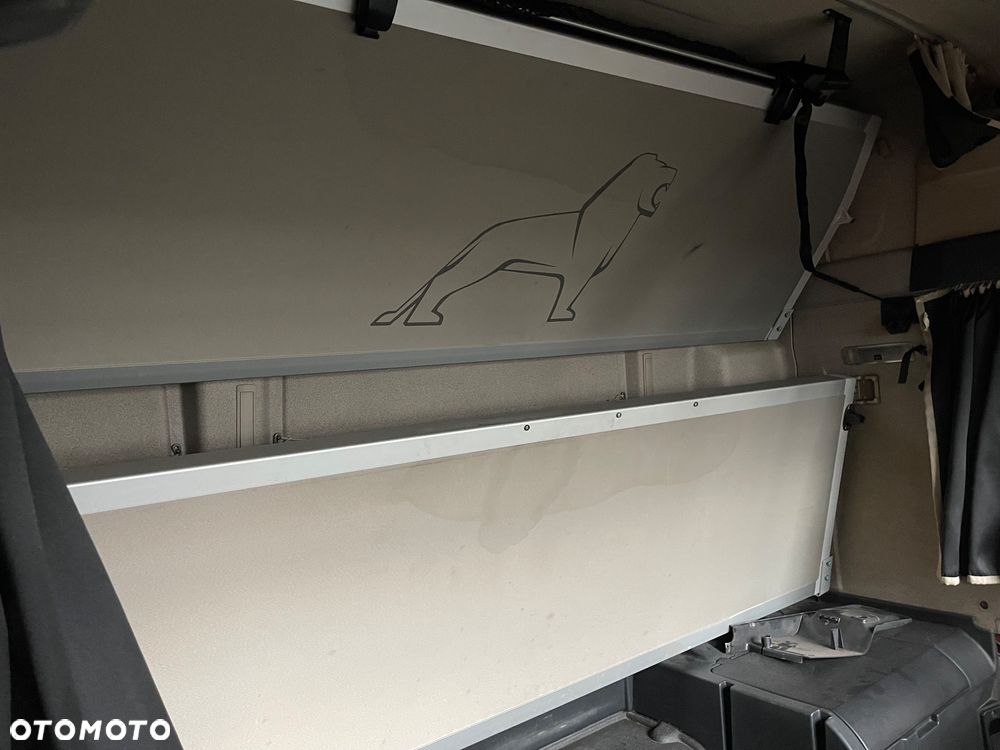 MAN TGX XXL EURO 6 2018 rok KABINA AUTOMAT - 10