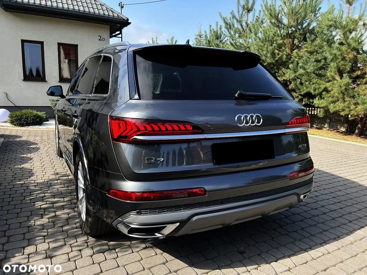 Audi Q7 - 8