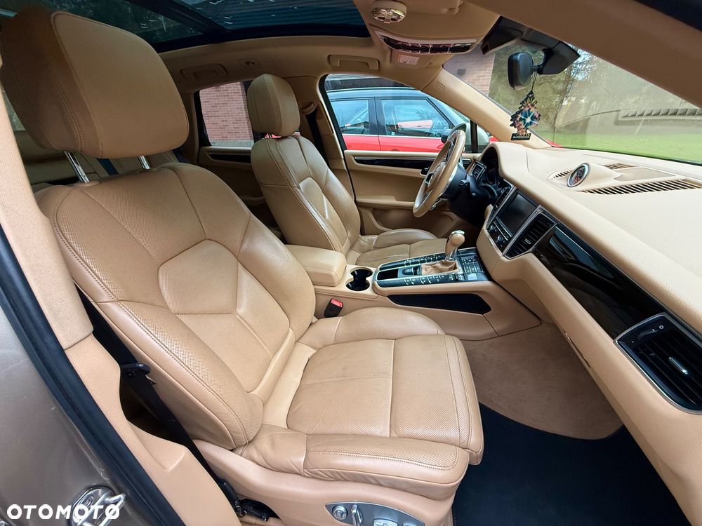 Porsche Macan S - 13