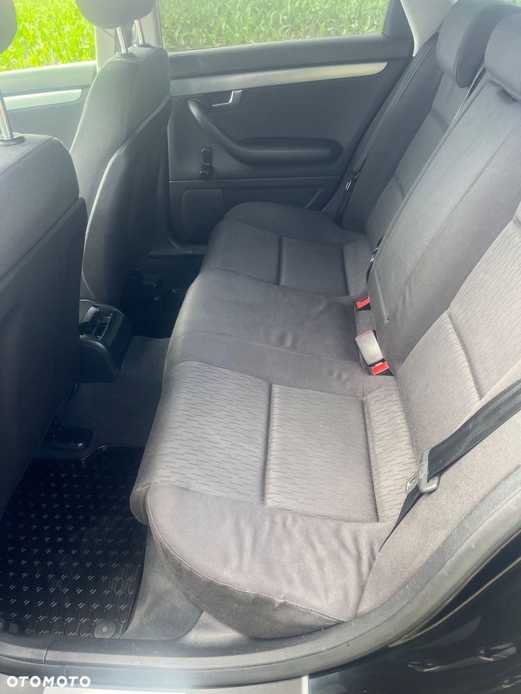 Audi A4 Avant 1.8 T - 12