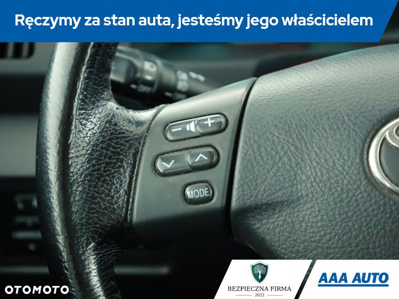 Toyota Corolla Verso - 16