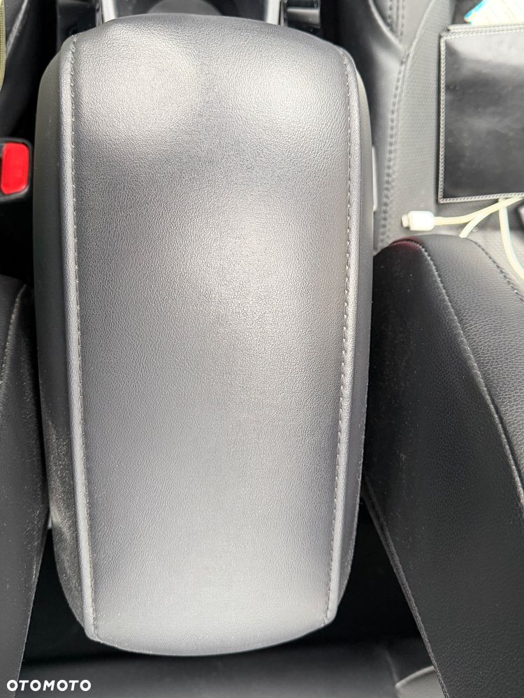 Toyota Corolla Cross 2.0 Hybrid Premiere Edition - 19