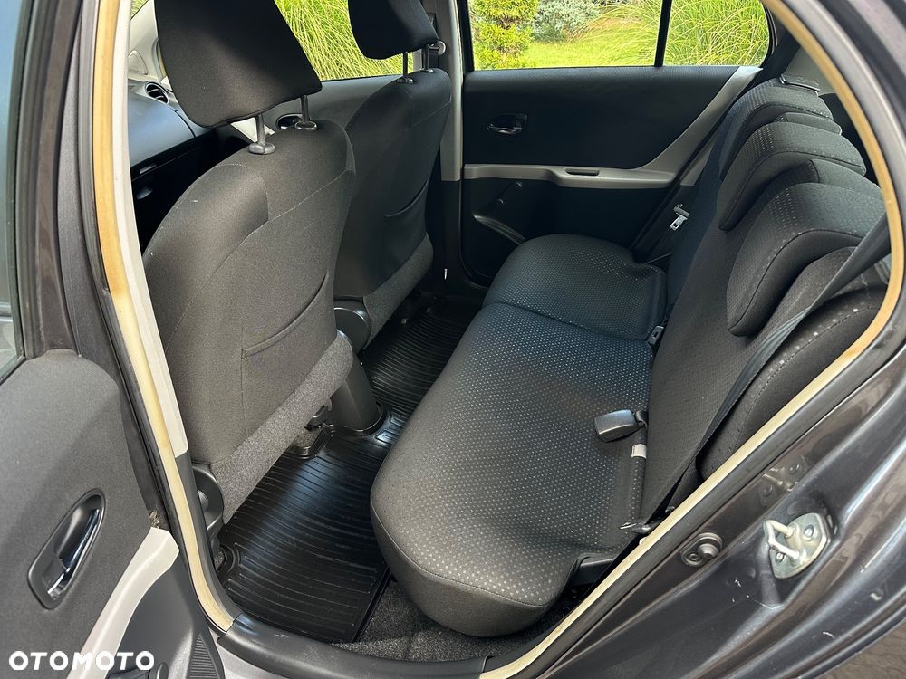 Toyota Yaris 1.0 VVT-i Sol - 7