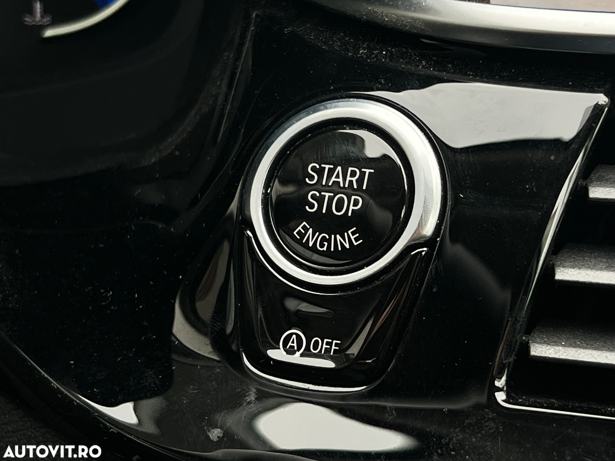 BMW Seria 5 520d xDrive AT - 24