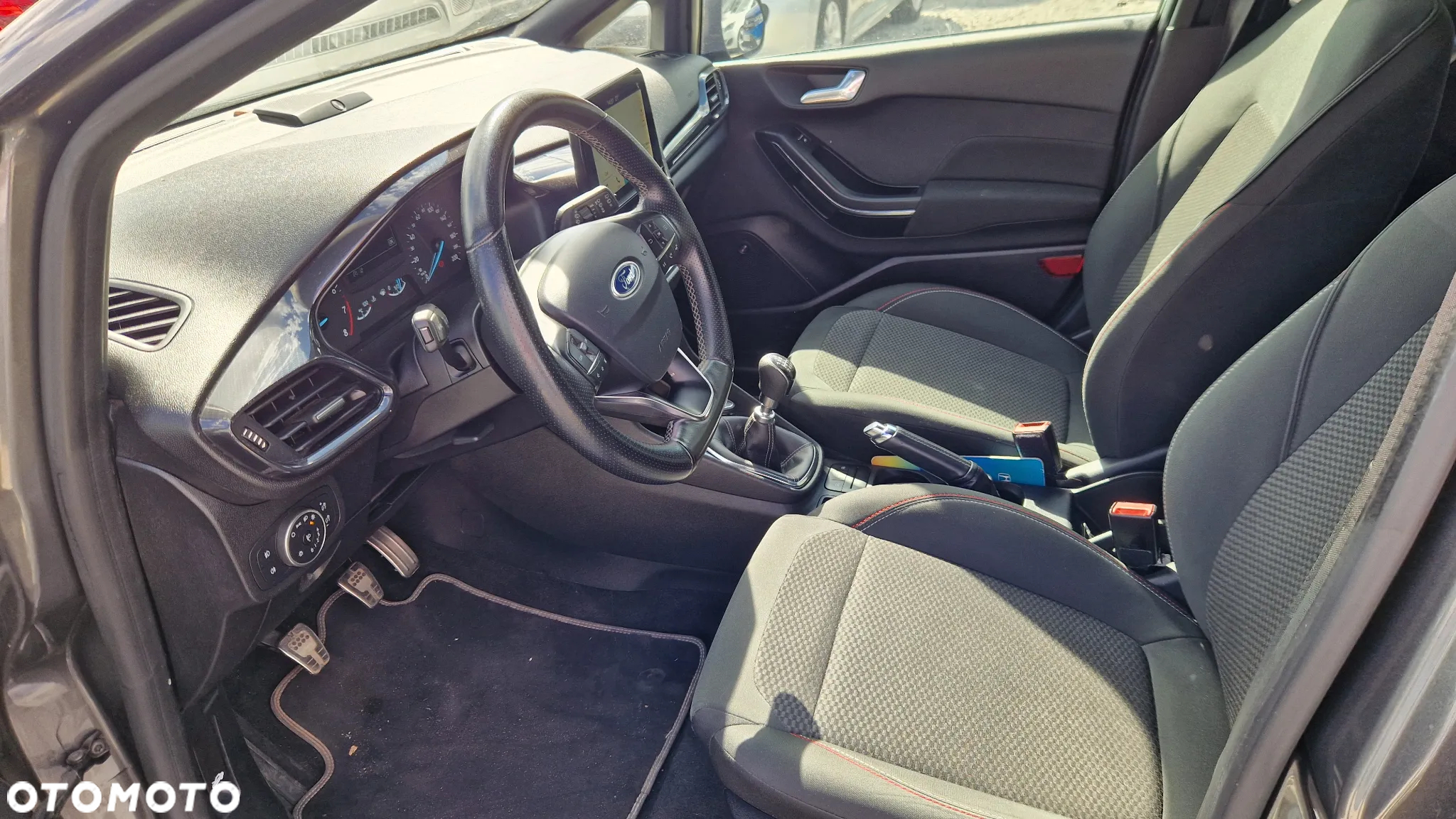 Ford Fiesta 1.0 EcoBoost S&S ST-LINE - 15