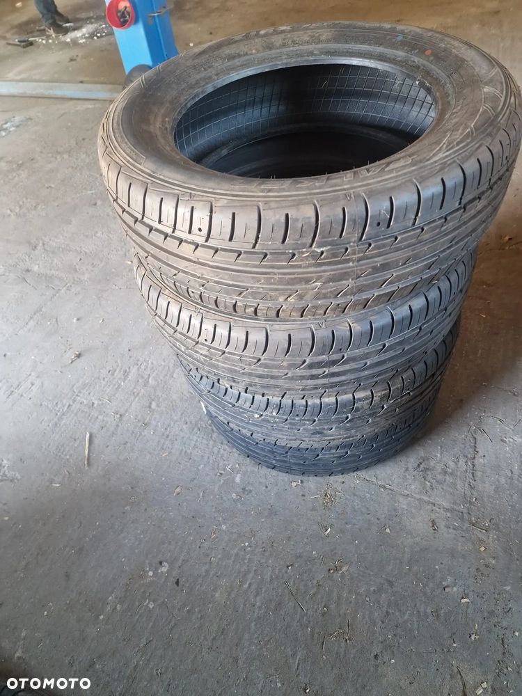OPONY FALKEN 215/60/17 - 7