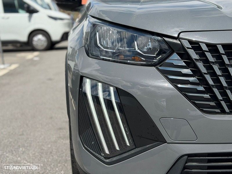 Peugeot e-2008 54 kWh Allure - 8