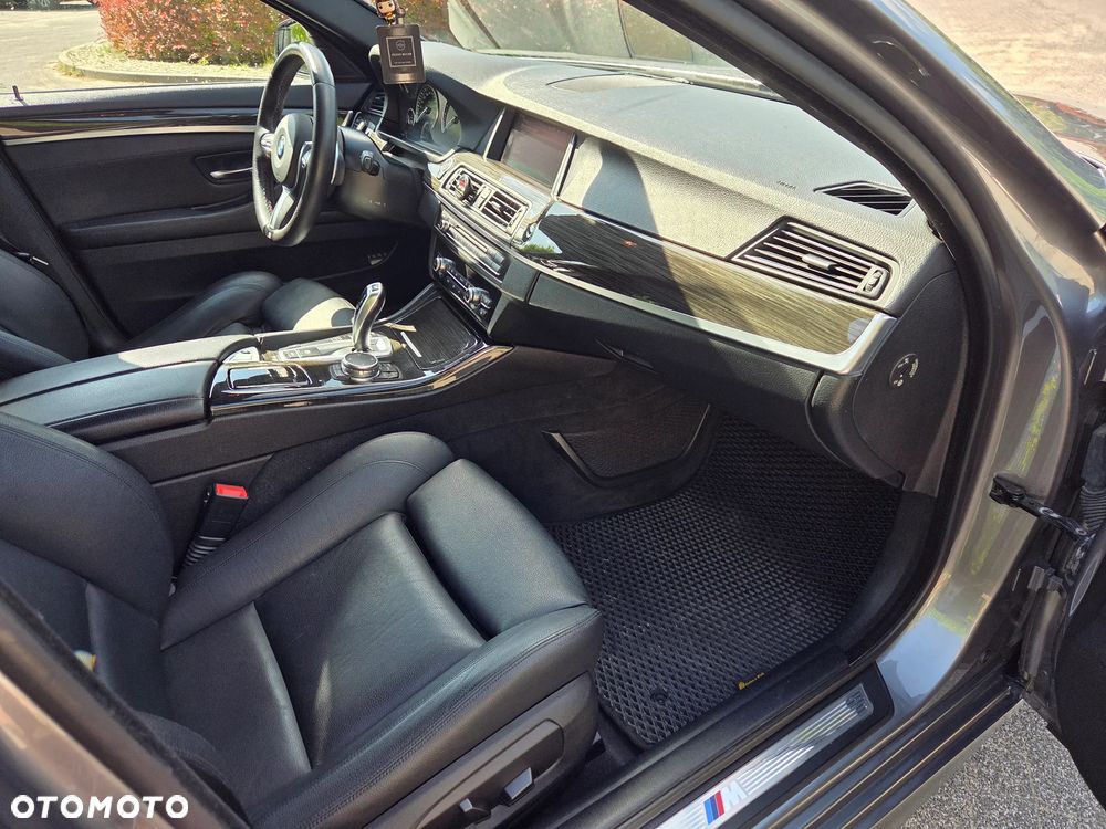 BMW Seria 5 518d - 16