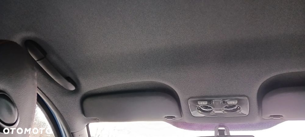 Alfa Romeo 147 1.6 Twin Spark Black Line - 23