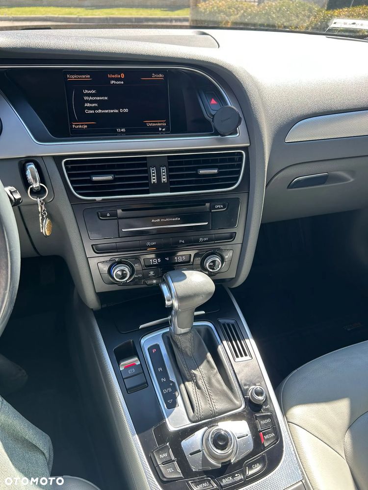 Audi A4 Limousine - 17