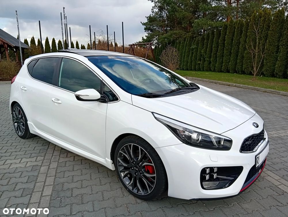 Kia Ceed 1.6 T-GDI GT-Track - 8