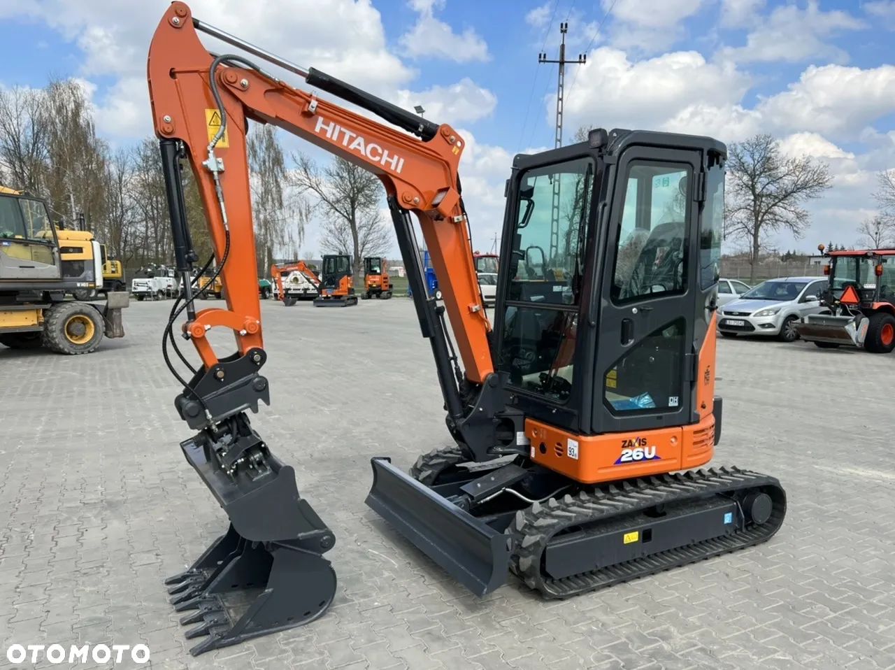 Hitachi 2.7 tony ZX26-6 Szybkozłącze 3 Łyżki - 1