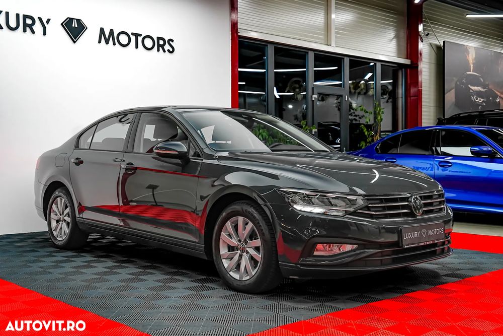Volkswagen Passat 2.0 TDI DSG Trendline - 5
