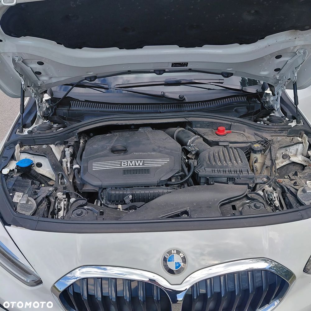 BMW Seria 1 118i - 10