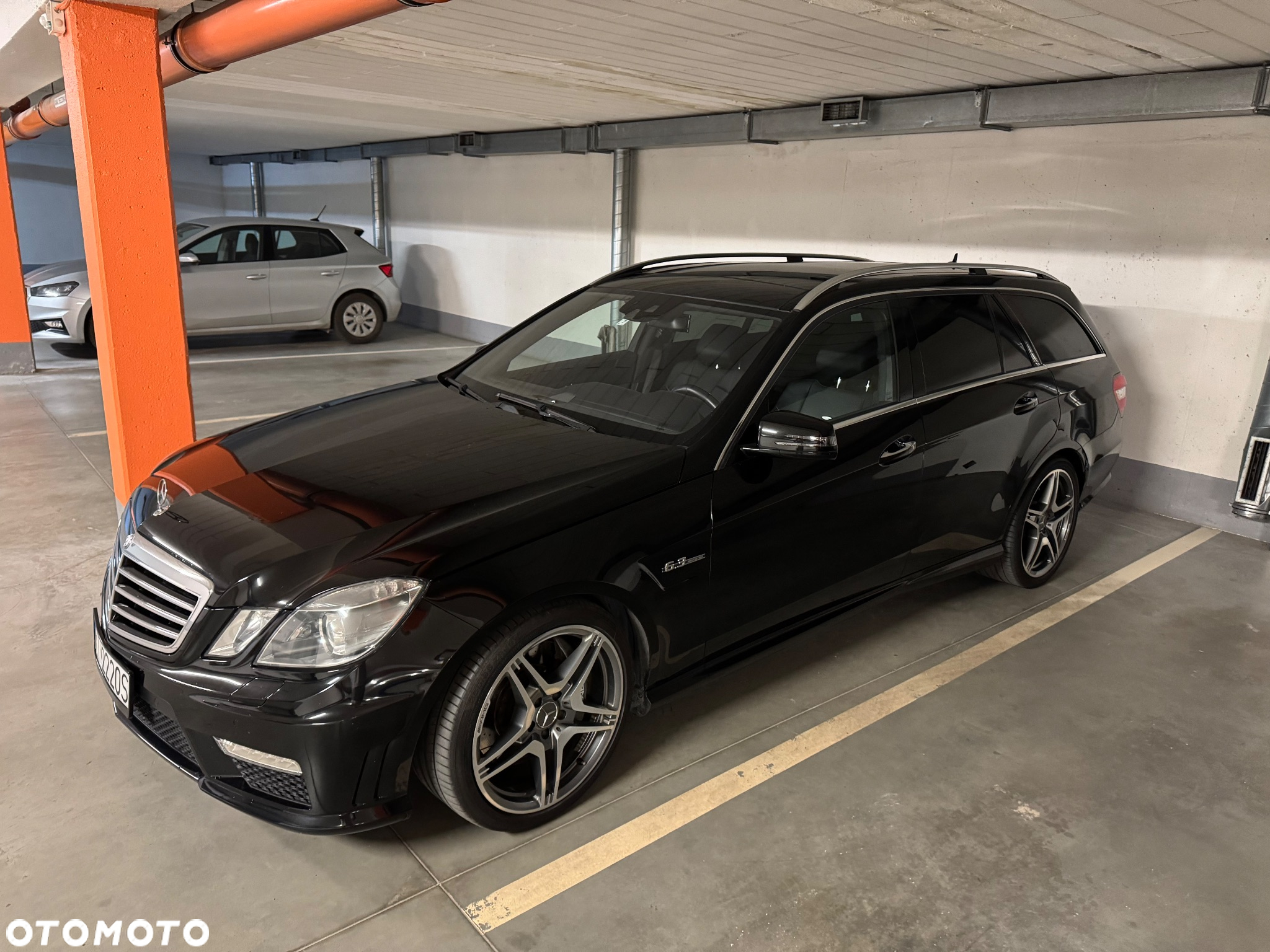 Mercedes-Benz Klasa E 63 AMG T AMG Speedshift 7G-MCT - 25
