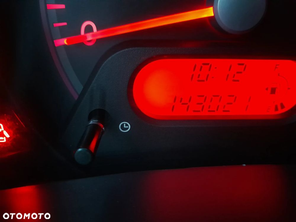 Suzuki Alto 1.0 City - 11