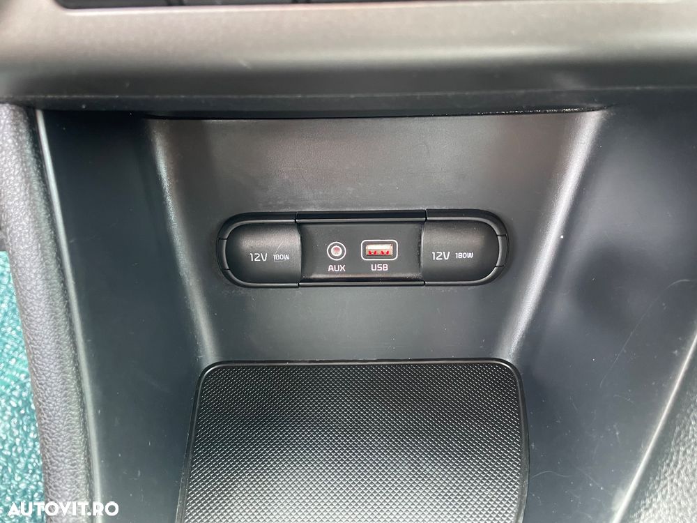 Kia Sportage 1.7 DSL 6MT 4x2 Plus - 34