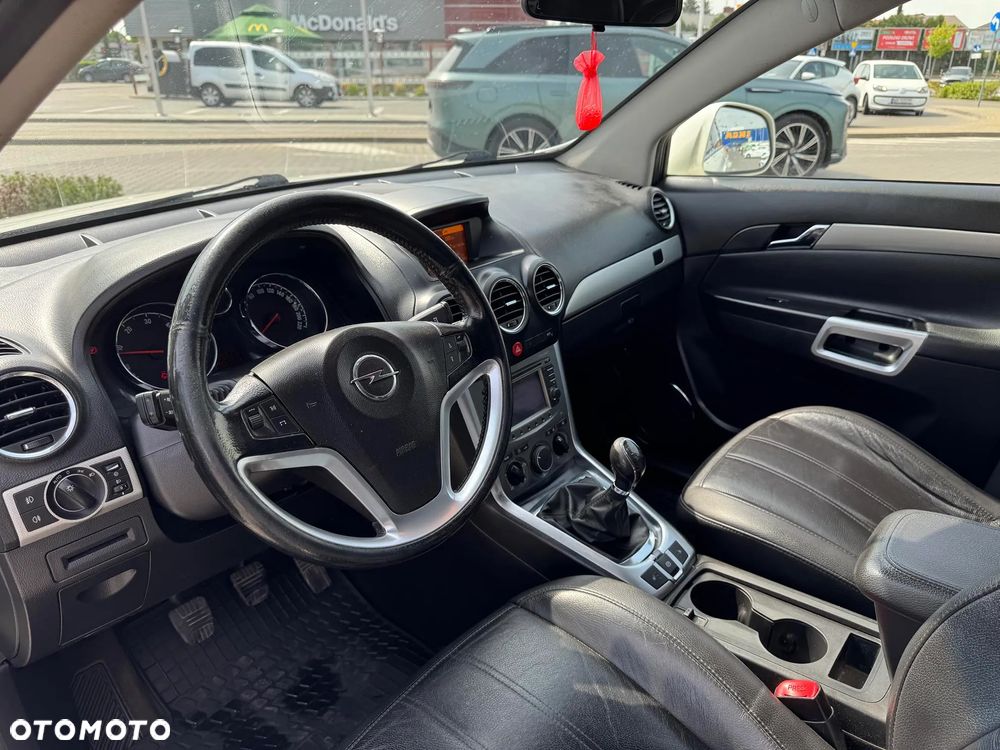 Opel Antara - 24