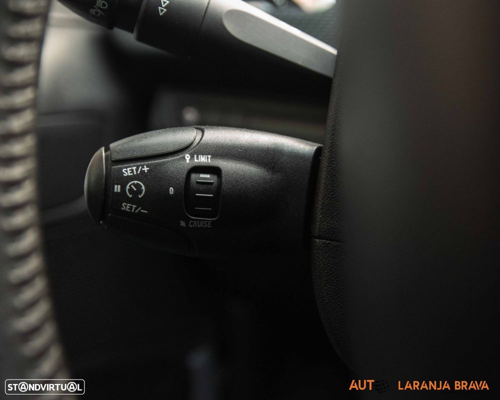 Peugeot 2008 1.2 PureTech Style - 22