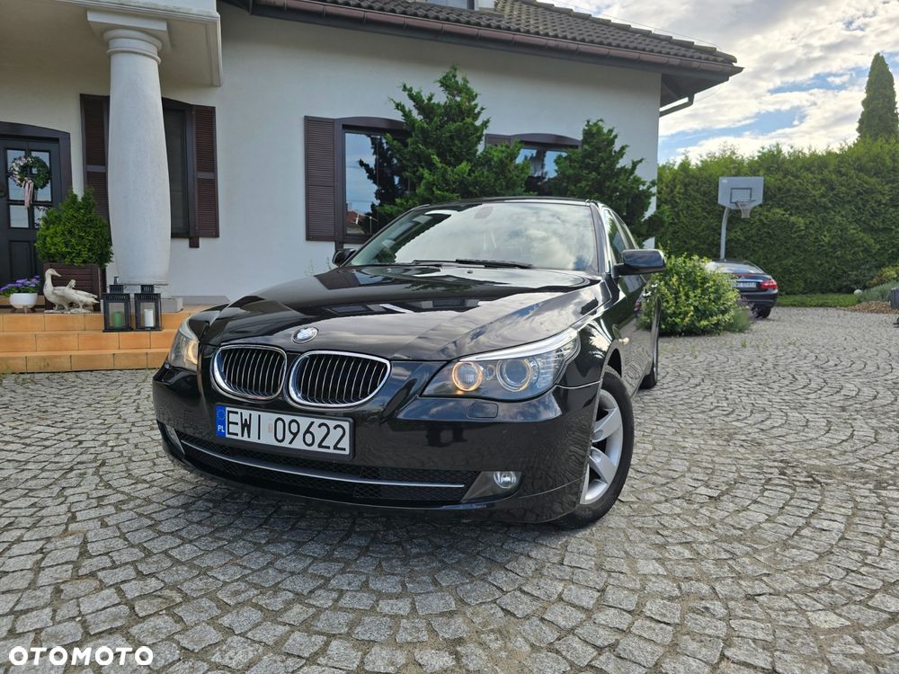 BMW Seria 5 523i - 29