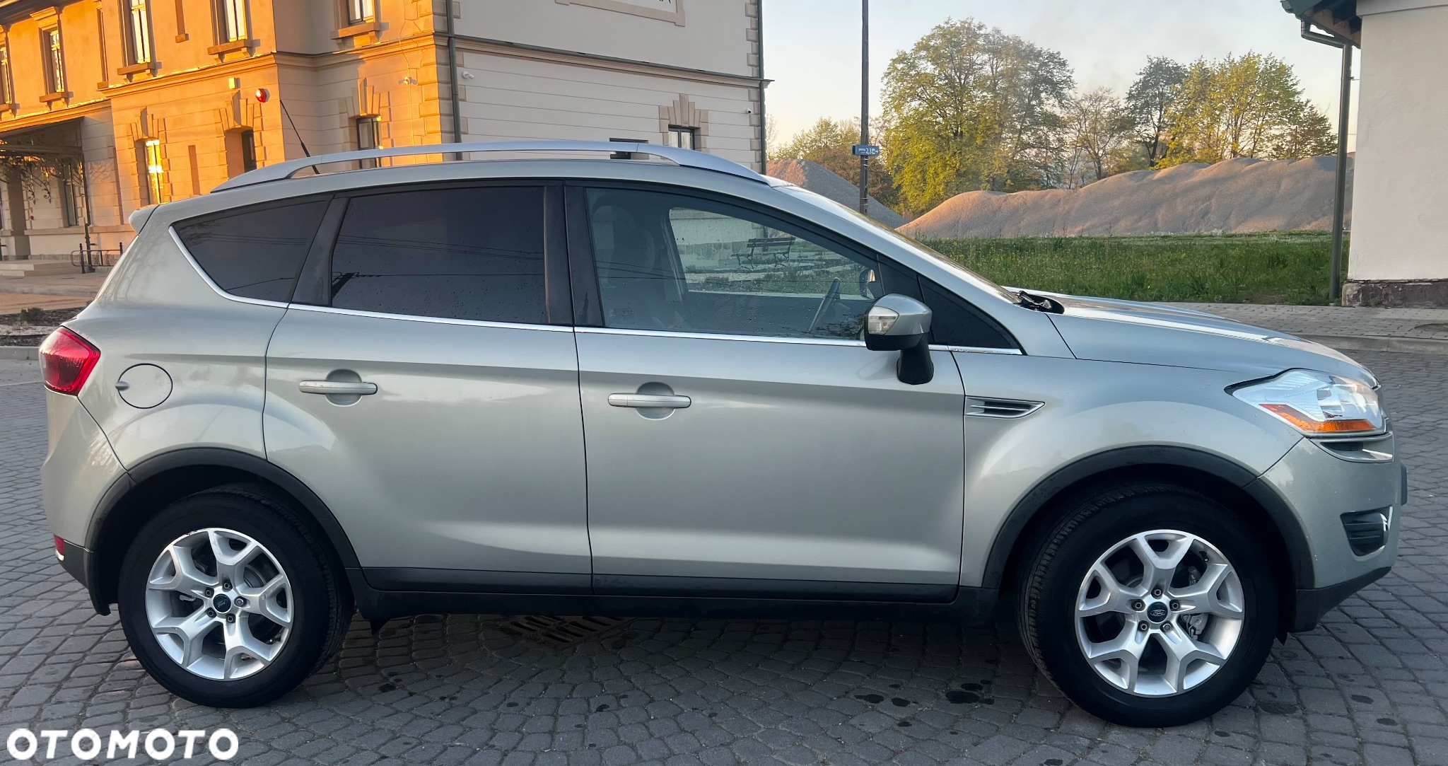 Ford Kuga 2.0 TDCi 4x4 Trend - 6