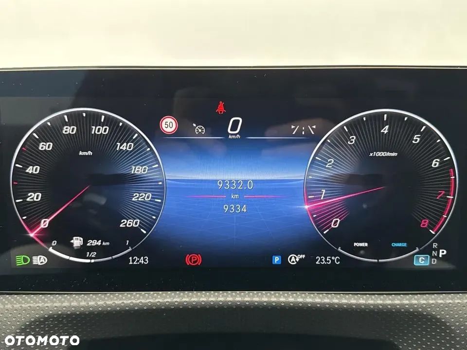 Mercedes-Benz CLA 180 AMG Line 7G-DCT - 14