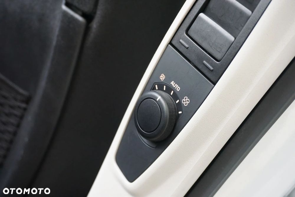 Citroën C4 Grand Picasso 1.6 HDi My Way MCP - 30