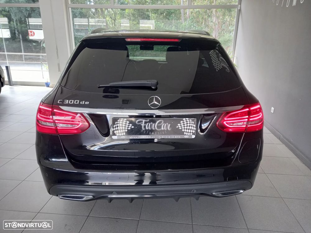 Mercedes-Benz C 300 BlueTEC Hybrid AMG Line - 24