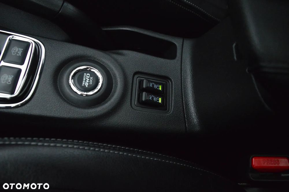 Mitsubishi Outlander - 20