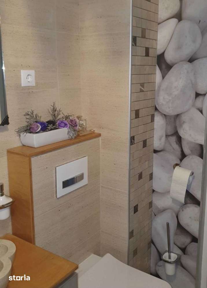 Apartament cu 3 camere,parcare,etaj intermediar,zona Stadionului — fotografia 3