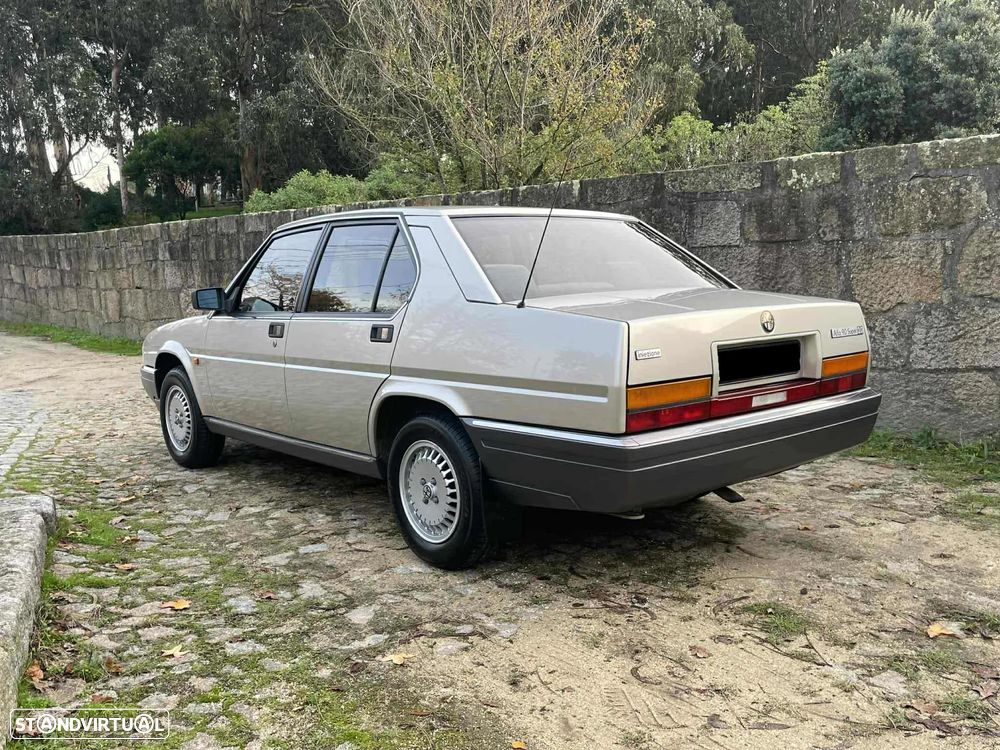 Alfa Romeo 90 2.0 S - 8