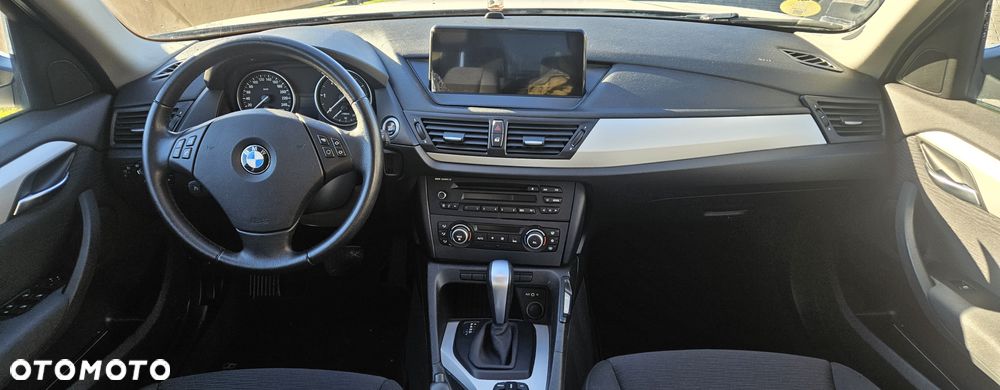BMW X1 xDrive18d - 28