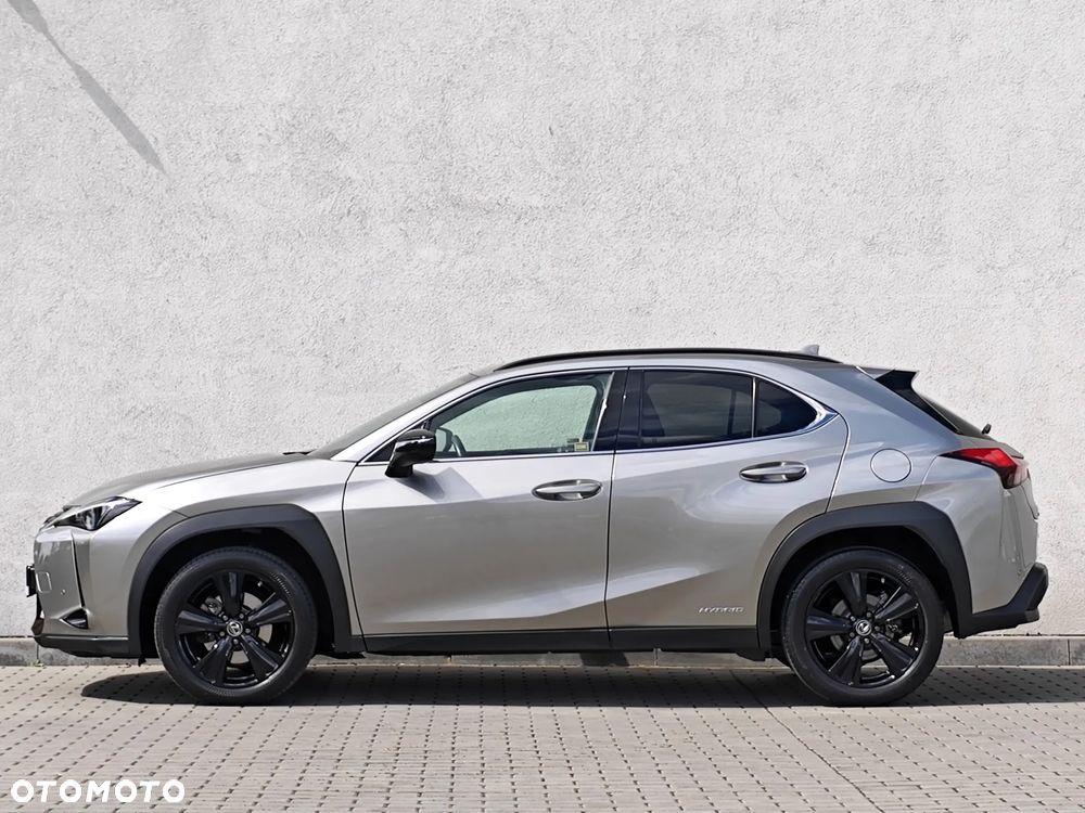 Lexus UX 250h GPF F Impression 2WD - 8