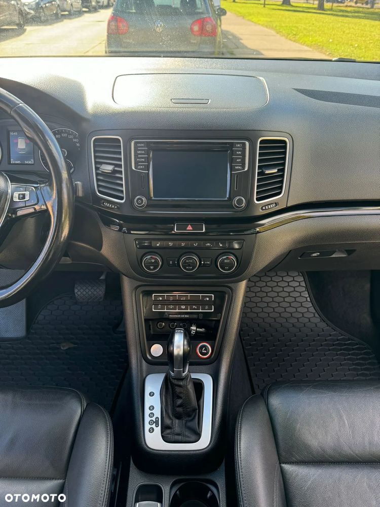 Volkswagen Sharan 2.0 TDI DSG Highline Black Style - 11