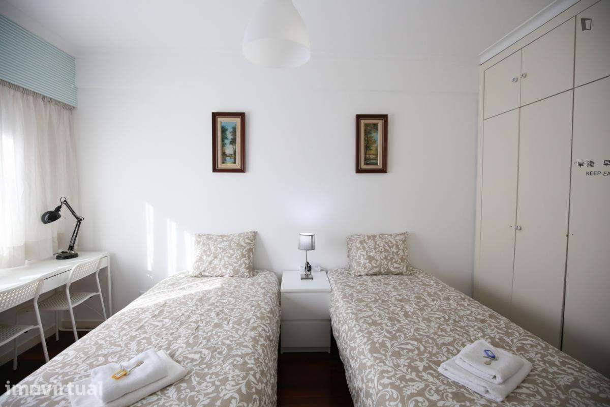 Quarto - localizado em Olaias Lisbon - Grande imagem: 4/46