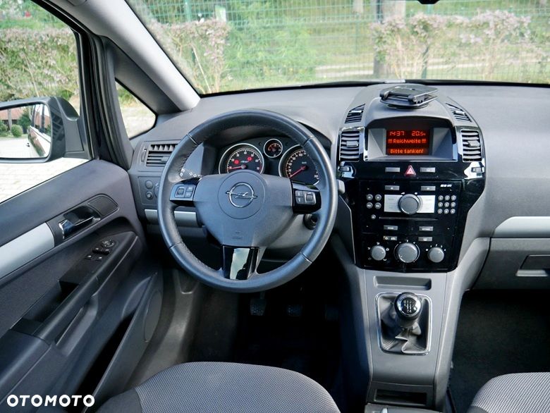 Opel Zafira 1.8 Innovation 110 Jahre - 8