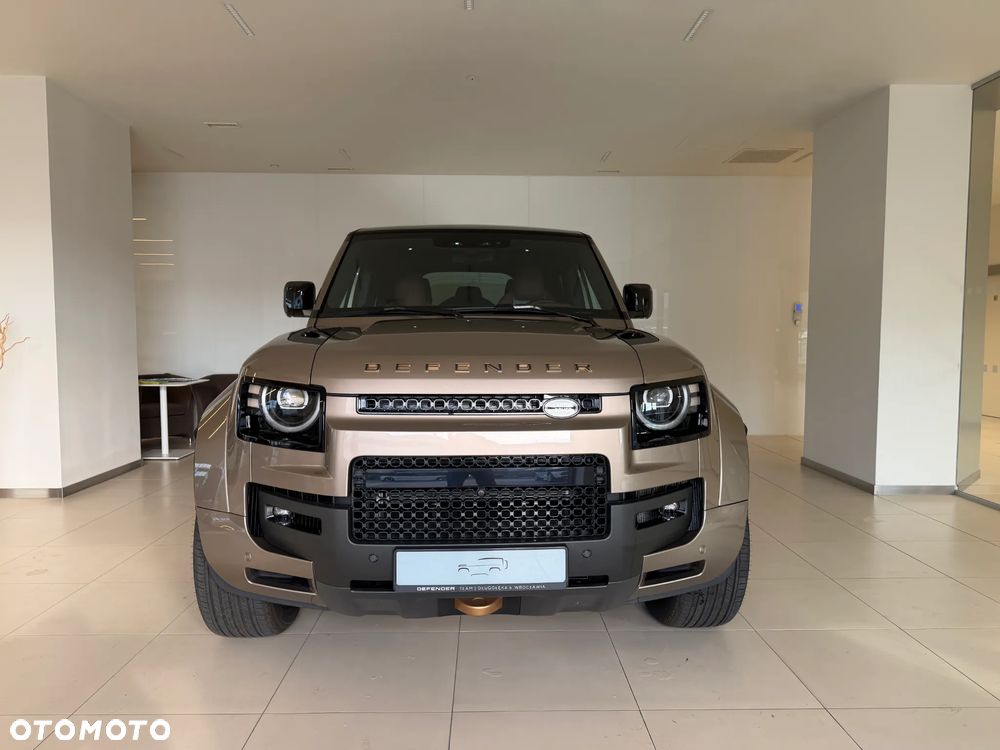 Land Rover Defender 2025 photo 2