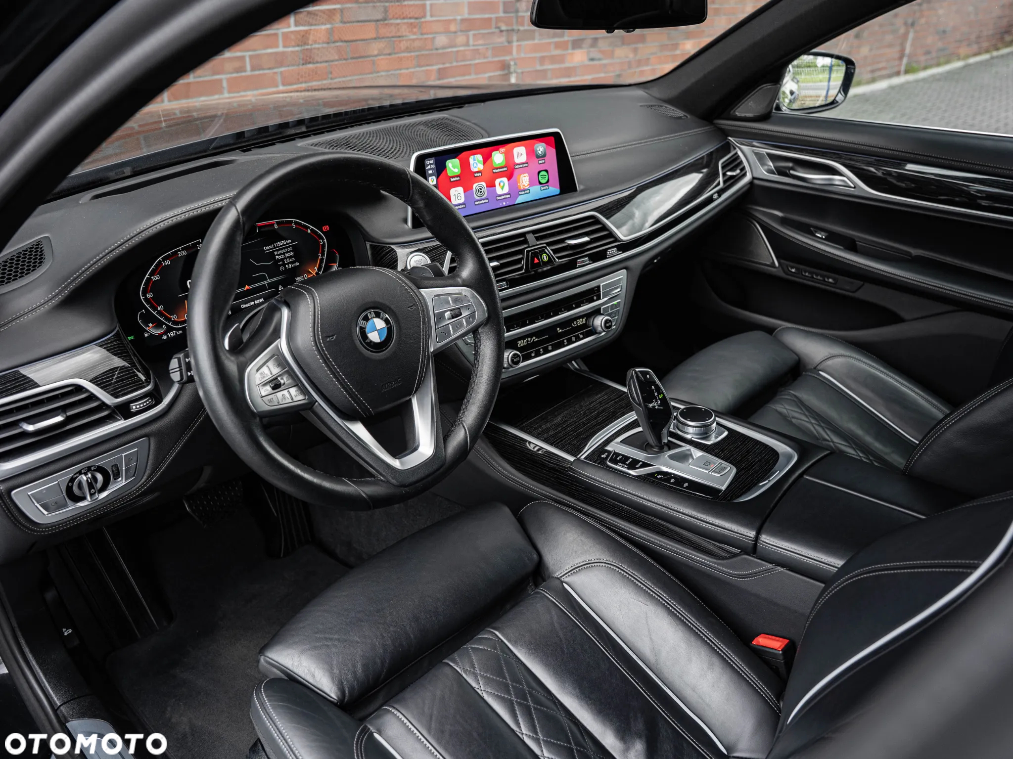 BMW Seria 7 750i xDrive - 22