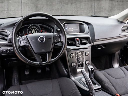 Volvo V40 D2 Kinetic - 17