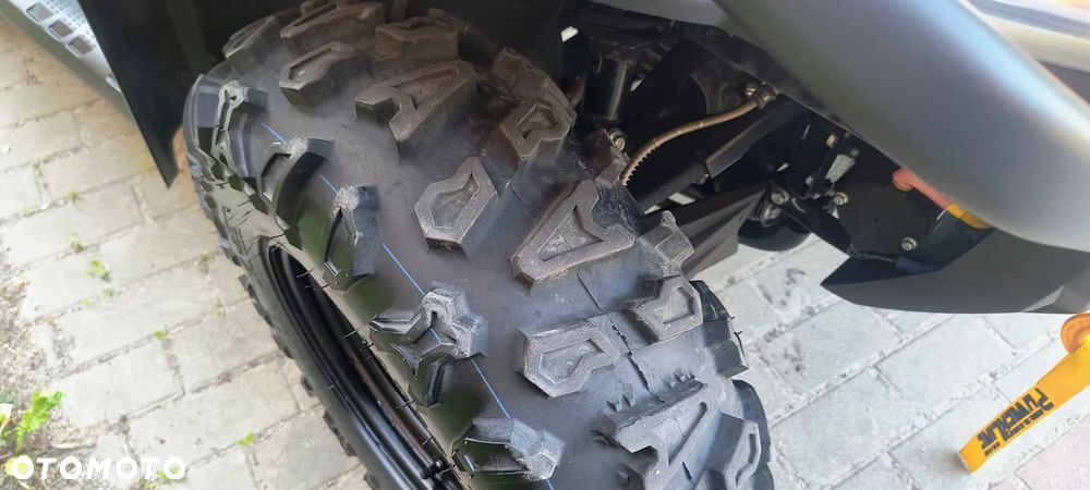 CFMoto CForce - 9
