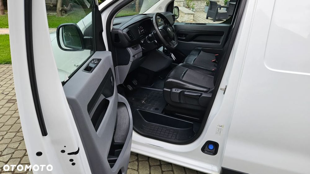 Toyota Proace 2,0D L2 Klima Tempomat Hak Bezwypadkowy - 14