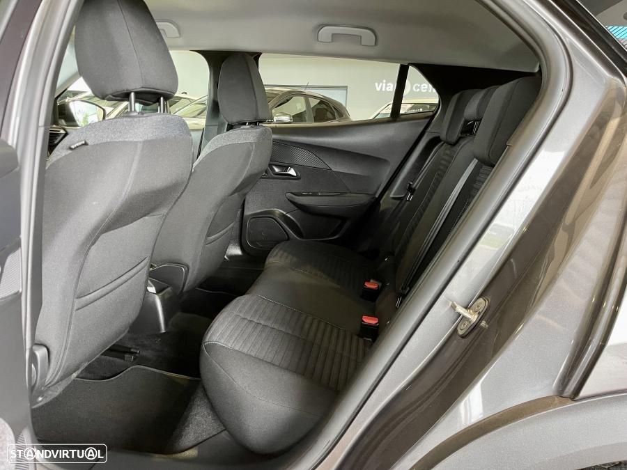 Peugeot 2008 1.2 PureTech Style - 24