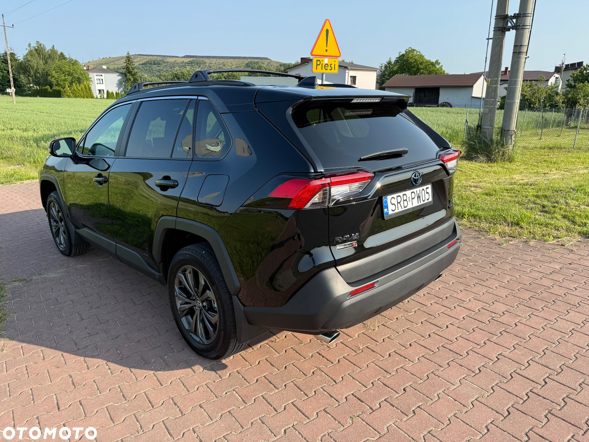 Toyota RAV4 - 18