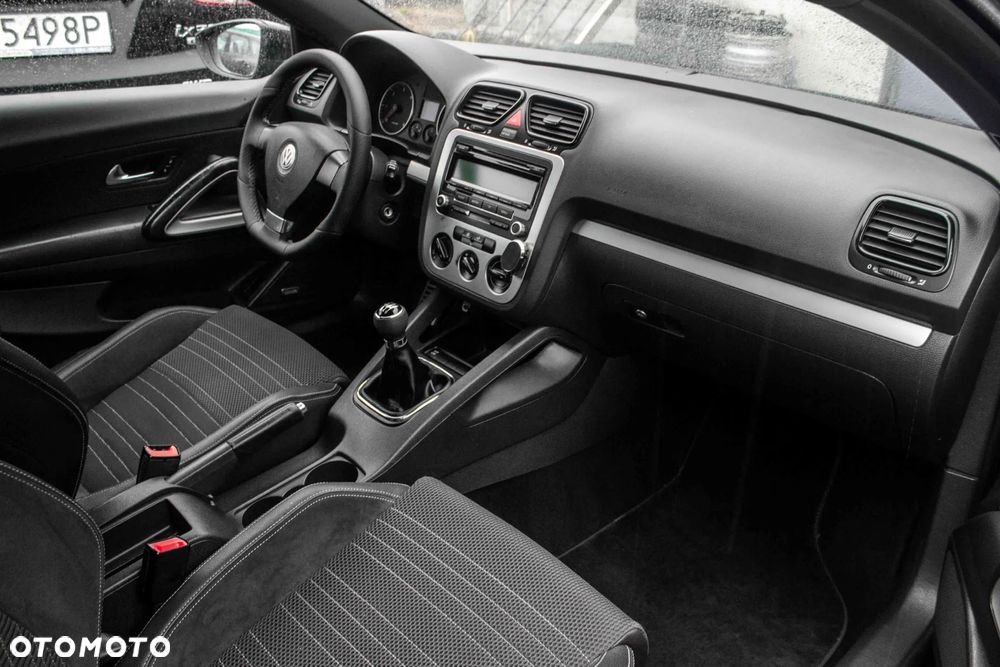 Volkswagen Scirocco - 18