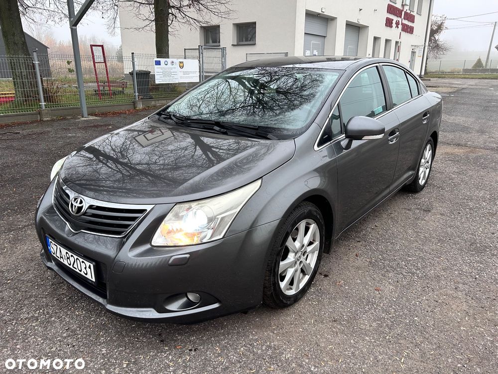 Toyota Avensis 2.0 D-4D Premium - 1