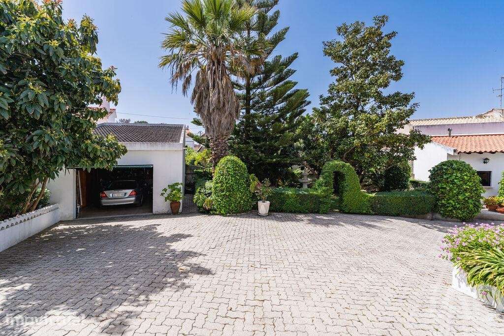 Casa / Villa T8 em Amora de 458 m2 - Grande imagem: 4/40