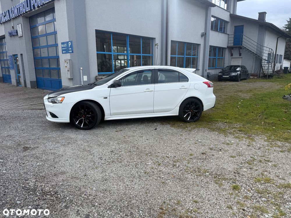 Mitsubishi Lancer 2.0 Ralliart MR - 2