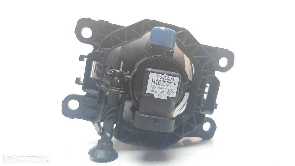 FAROL NEVOEIRO ESQUERDO DACIA SANDERO II 2022 - 2