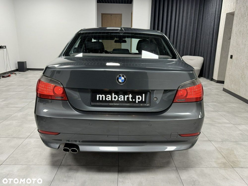 BMW Seria 5 520i - 5