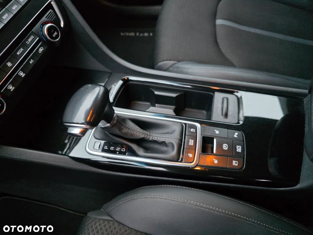 Kia Optima 1.6 CRDI SCR L DCT - 34